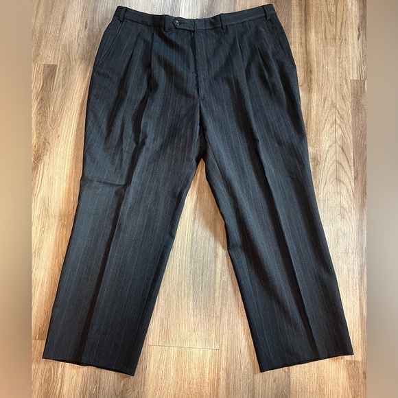 Men's Palm Beach Exclusively for Hajjar's Big & Tall Dark Gray Suit - Picture 6 of 8